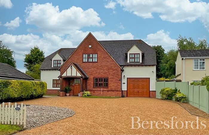 4 Bedroom Detached House For Sale In Harwich Road, Wix, CO11