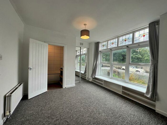 1 Bedroom Flat To Rent In Bear Road, Brighton, BN2