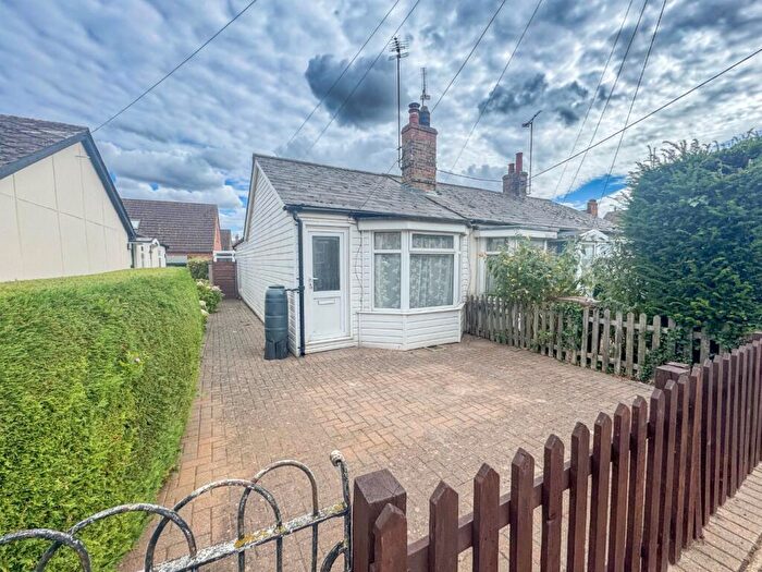 1 Bedroom Semi-Detached Bungalow To Rent In Poplar Avenue, Heacham, PE31