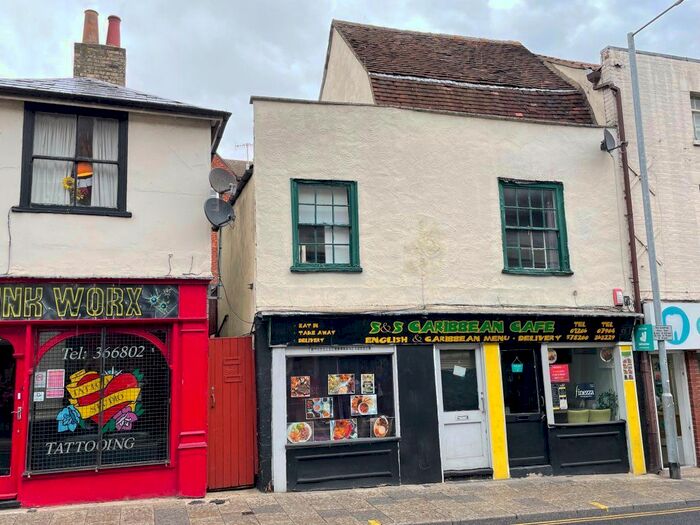 2 Bedroom Flat To Rent In St. Johns Street, Colchester, CO2