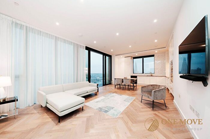 3 Bedroom Flat To Rent In Gauging Square, Gauging Square, E1W