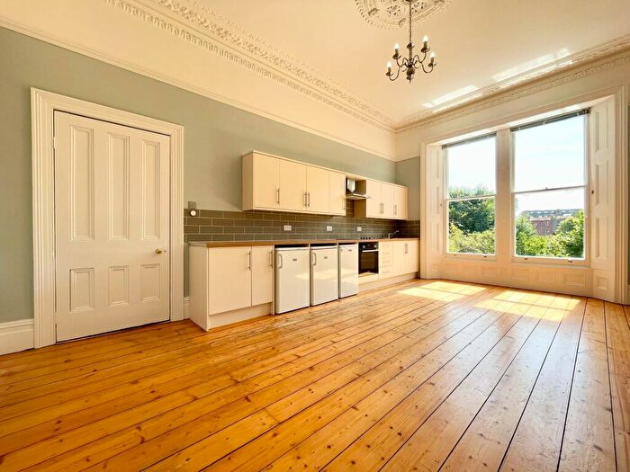 2 Bedroom Flat To Rent In Clifton, Oakfield Road, BS8