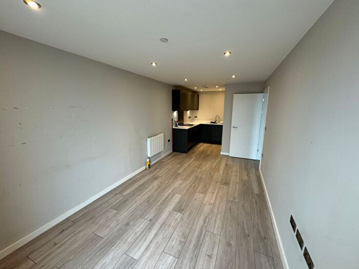 1 Bedroom Flat To Rent In Park Central, Liverpool, L3