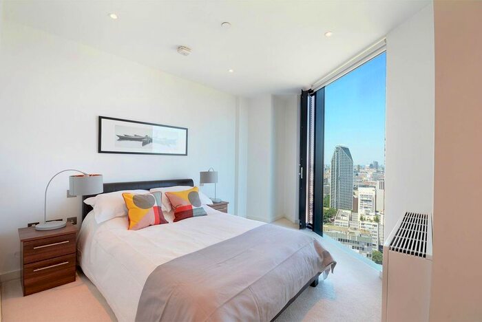 2 Bedroom Flat To Rent In Walworth Road, Elephant And Castle, London, SE1