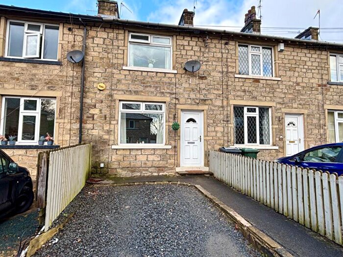 2 Bedroom Terraced House For Sale In Westlea Avenue, Riddlesden, BD20