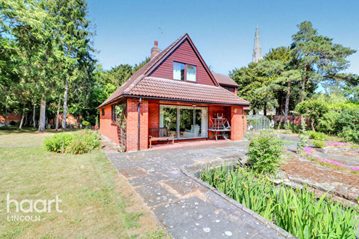 4 Bedroom Detached House For Sale In Church Lane, Carlton On Trent, NG23