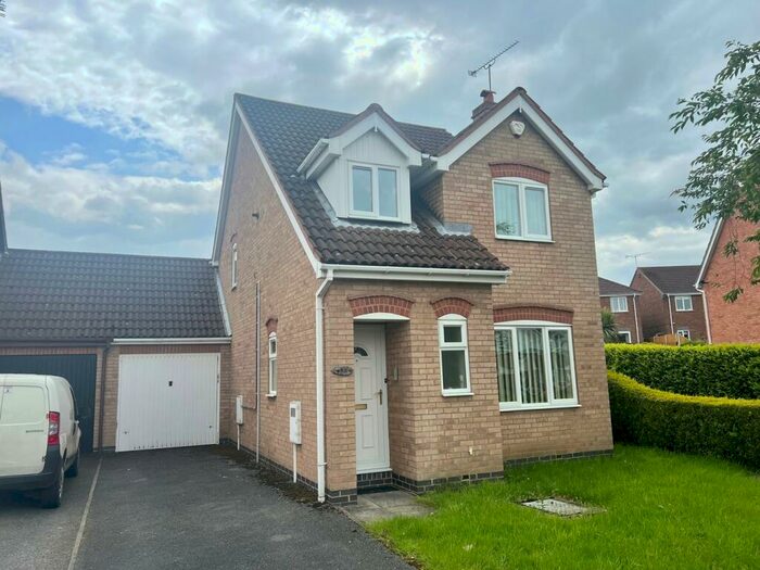 3 Bedroom Detached House To Rent In Manor Grove, Worksop, S80