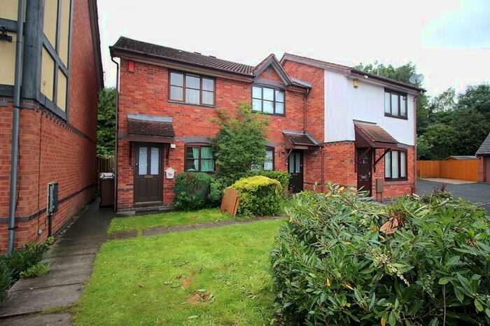 2 Bedroom Semi-Detached House To Rent In Grantown Grove, Bloxwich, Walsall, WS3