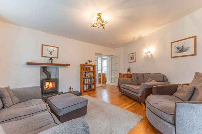 3 Bedroom Detached House For Sale In Kentmere Cottage, Silver Street, Staveley, LA8