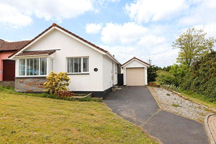 3 Bedroom Bungalow For Sale In Kenwith View, Bideford, Devon, EX39