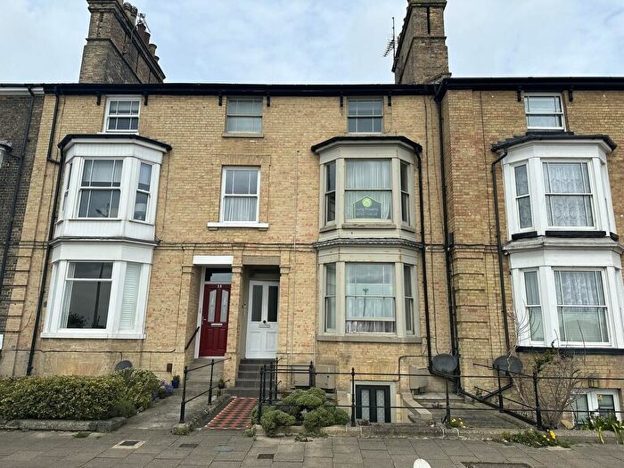 1 Bedroom Flat To Rent In Marine Parade, Lowestoft, NR33