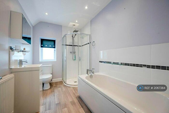 4 Bedroom Semi-Detached House To Rent In King Georges Field, Stow On The Wold, Cheltenham, GL54