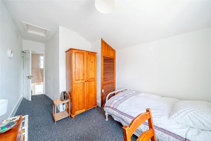 4 Bedroom Terraced House To Rent In Glenwood Road, Harringay, London, N15