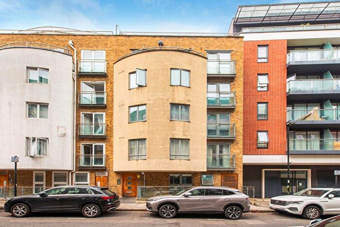 2 Bedroom Flat To Rent In Seward Street, Clerkenwell, EC1V