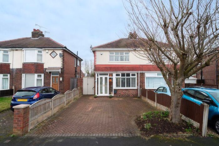 2 Bedroom Semi-Detached House To Rent In Calder Avenue, Ormskirk, L39