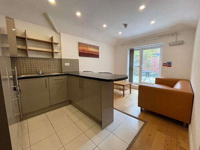 1 Bedroom Apartment To Rent In Richmond Road, Cardiff, CF24