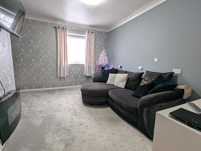 2 Bedroom Retirement Property For Sale In Sandown Road, Shanklin, PO37