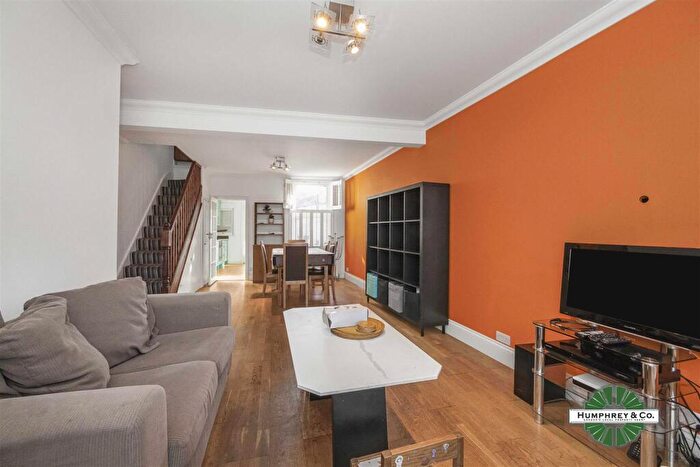 3 Bedroom House To Rent In Forest Road, London, E17
