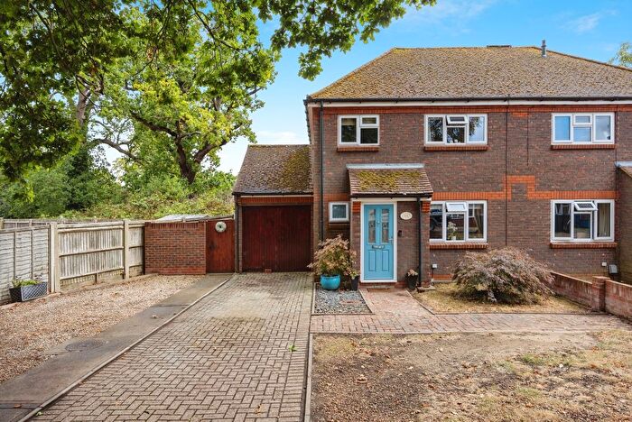 3 Bedroom Semi Detached House For Sale In Almond Close, Guildford, Surrey, GU1