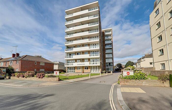 2 Bedroom Apartment For Sale In Westminster Court, Brighton Road, Worthing, West Sussex, BN11