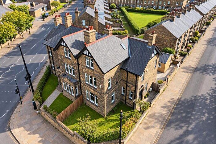 4 Bedroom Character Property For Sale In "Grosvenor" Stafford Road/Stafford Parade, Skircoat Green, HX3