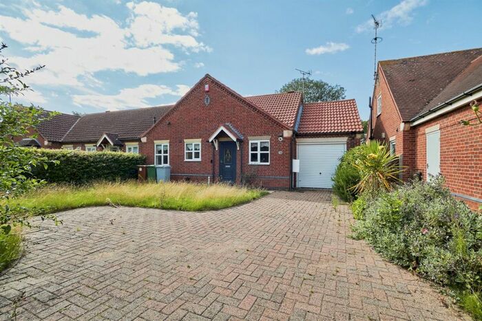 2 Bedroom Semi-Detached Bungalow For Sale In Elmores Meadow, Bleasby, Nottingham, NG14