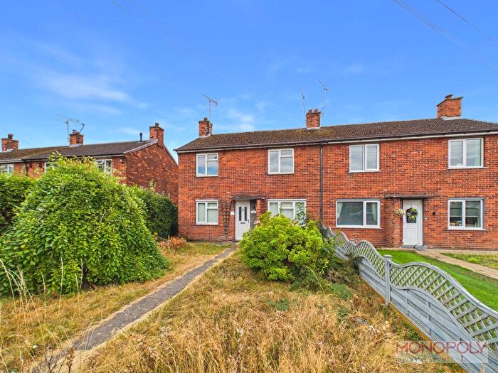 3 Bedroom Semi Detached House For Sale In Smithy Lane, Wrexham, LL12