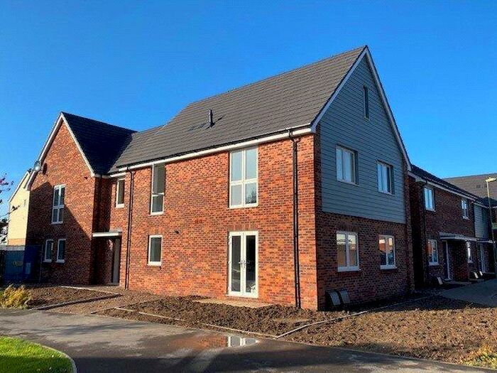 2 Bedroom Apartment To Rent In Valdez House, Abbotswood Common Road, Romsey, SO51