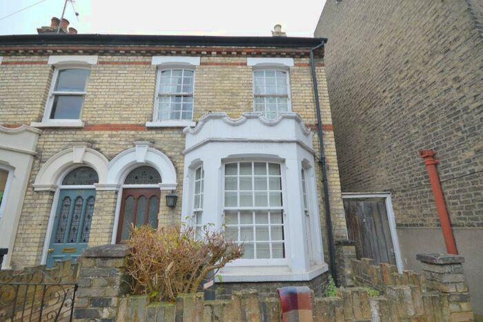 2 Bedroom End Of Terrace House To Rent In Sturton Street, Cambridge, CB1