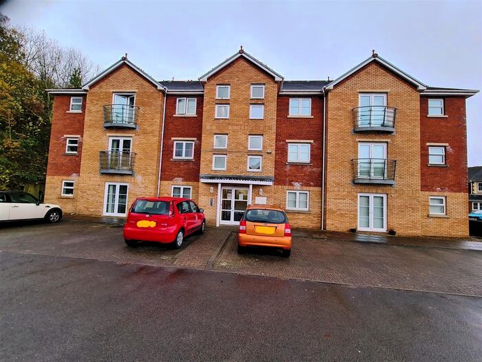 1 Bedroom Flat To Rent In Maes Dewi Pritchard, Brackla, Bridgend, CF31