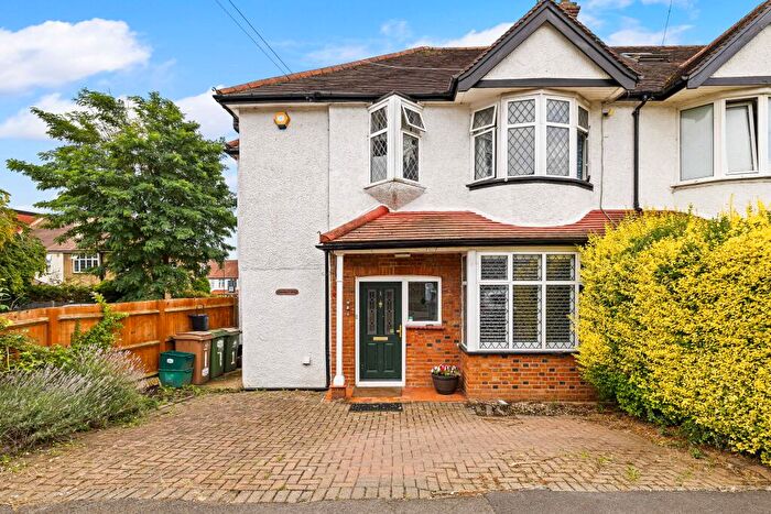 4 Bedroom Semi-Detached House For Sale In Ref: Gf - Donnington Road, Worcester Park, KT4