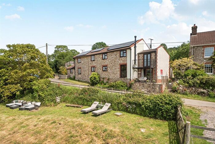 4 Bedroom Semi Detached House For Sale In Shute, Axminster, EX13