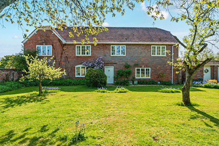 4 Bedroom Detached House For Sale In Durlett Road, Rowde, SN10