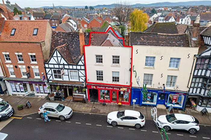 3 Bedroom Flat For Sale In High Street, Tewkesbury, GL20