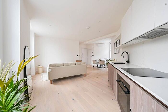 1 Bedroom Flat For Sale In - City Road, Islington, London, EC1V