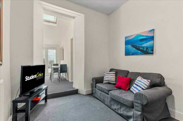 4 Bedroom Terraced House To Rent In Plym Street, Plymouth, PL4
