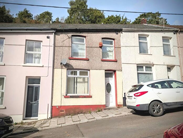 2 Bedroom House To Rent In Parry Street, Tylorstown, Ferndale, CF43