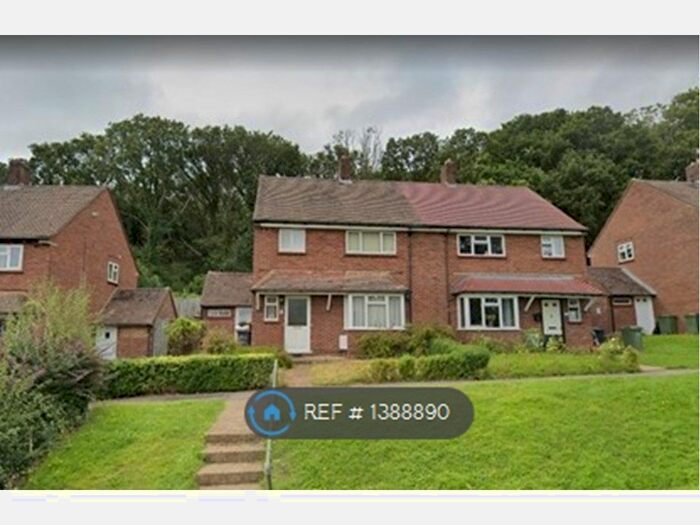 4 Bedroom Semi-Detached House To Rent In Park Barn Drive, Guildford, GU2