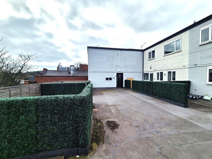 1 Bedroom Flat To Rent In Birmingham Road, Sutton Coldfield, B72