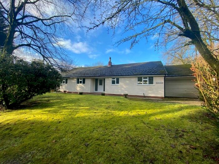 3 Bedroom Bungalow To Rent In Princess Road, Lostock, BL6