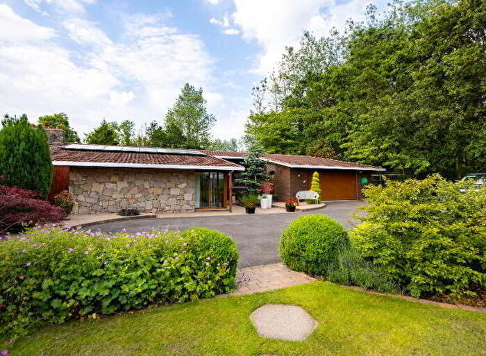 4 Bedroom Detached House For Sale In Waterloo Road, Lisburn, BT27