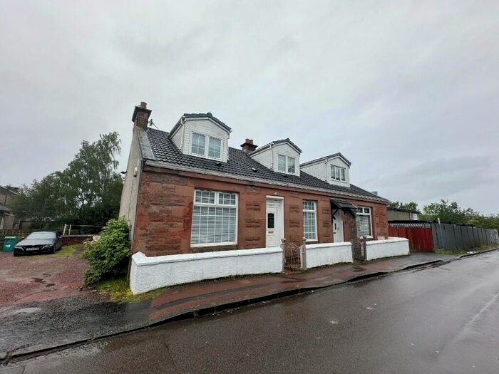 4 Bedroom Semi-Detached House To Rent In Plantation Avenue, Motherwell, Lanarkshire, ML1
