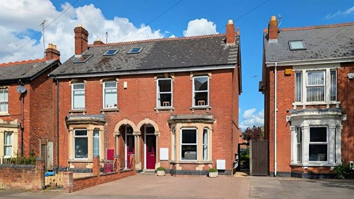 3 Bedroom Semi Detached House For Sale In Lansdown Road, Gloucester, GL1