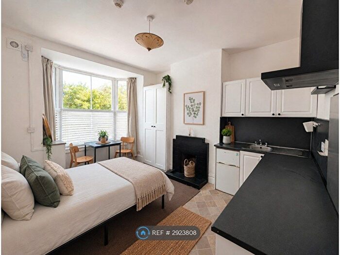 Studio To Rent In Stanley Road, Worcester, WR5