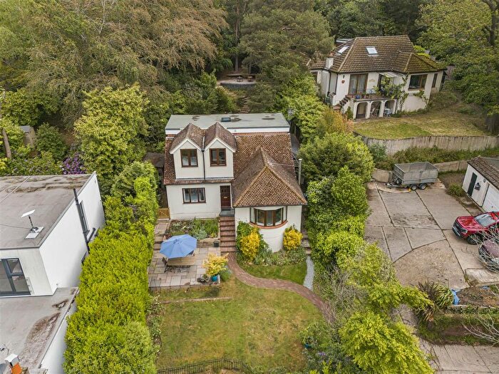 4 Bedroom Detached House For Sale In Hartfield Crescent, West Wickham, BR4