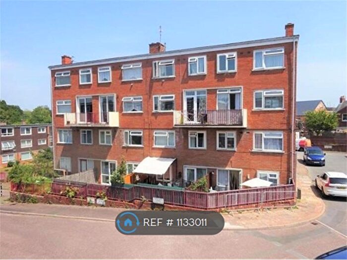 3 Bedroom Flat To Rent In North Lawn Court, Exeter, EX1