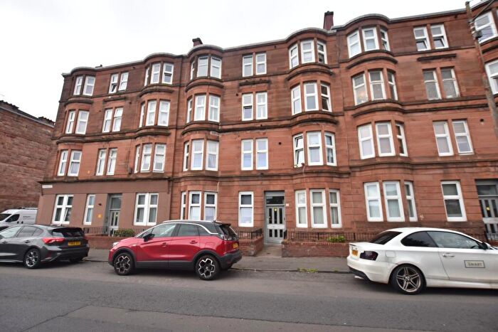 2 Bedroom Flat To Rent In Maukinfauld Road, Glasgow, G32