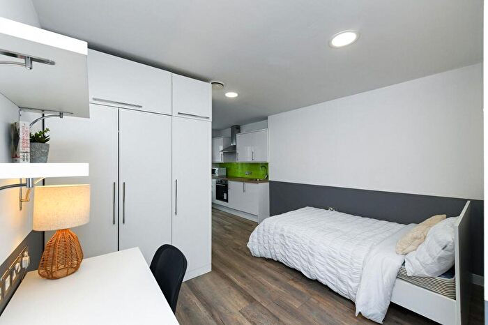1 Bedroom Apartment To Rent In Low Pavement, Nottingham, NG1