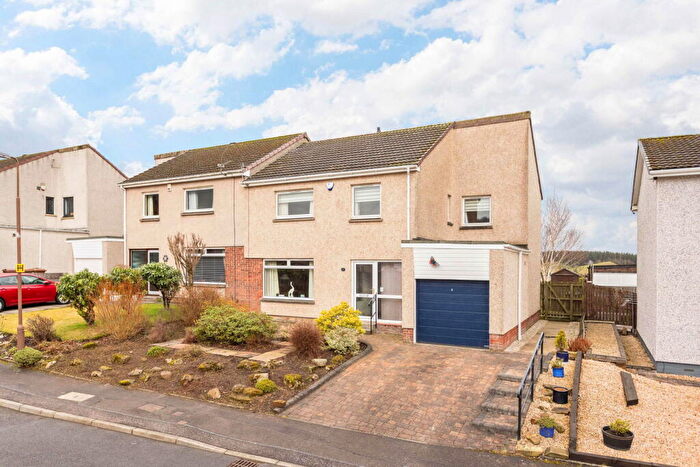 4 Bedroom Semi Detached House For Sale In Starlaw Gardens, Bathgate, EH48