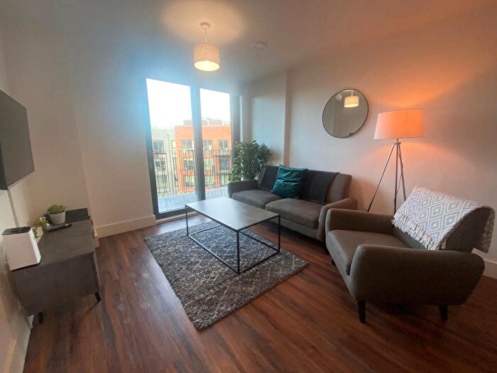 2 Bedroom Apartment To Rent In Chatham Street, Sheffield, Yorkshire, S3